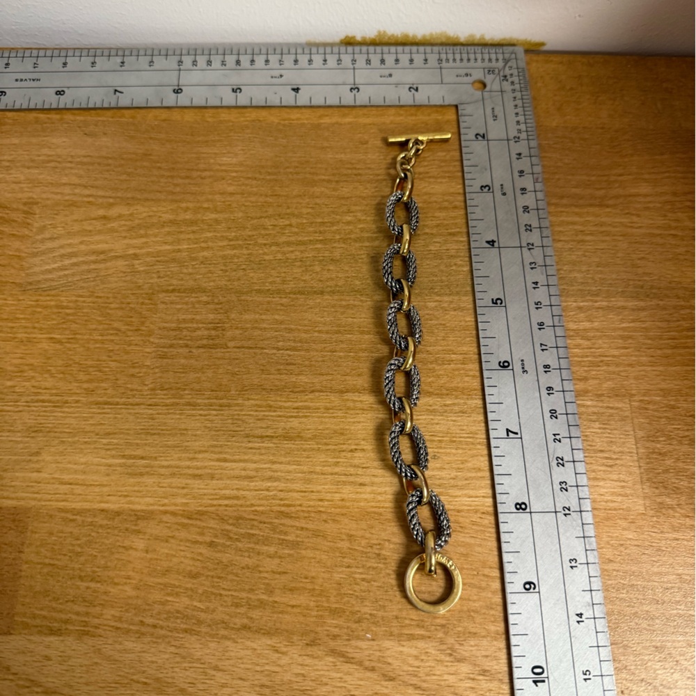 C wonder textured silver and gold tone chain link braceleg - Picture 4 of 4